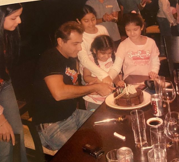 Sanjay Kapoor, Maheep Kapoor, Janhvi Kapoor, Khushi Kapoor and Shanaya Kapoor