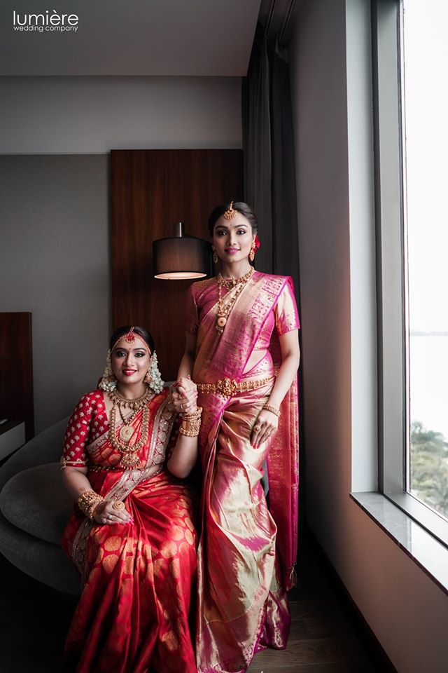 New York Nikaah With A Unique Sabyasachi Saree | Indian bridal outfits, Wedding  saree indian, Bengali bride