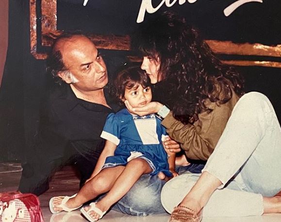 Mahesh Bhatt Pooja Bhatt Unseen Priceless Moments Step Sisters Alia Shaheen Bhatt
