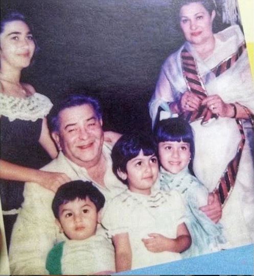 Karisma Kapoor Family Childhood