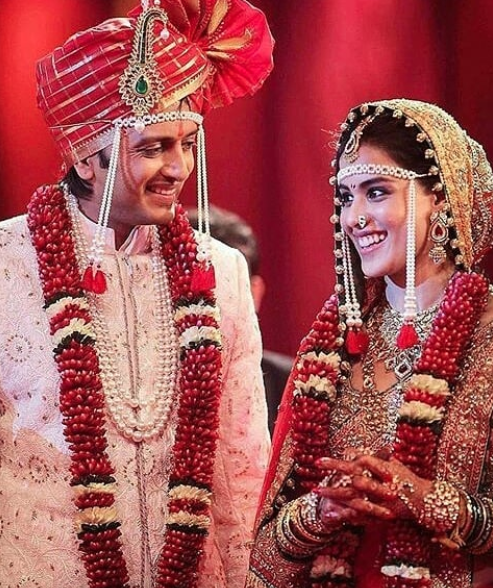 Riteish Deshmukh And Genelia, bridal makeup looks, wedding look, bridal looks, maharashtrian brides- Lokaci Blogs
