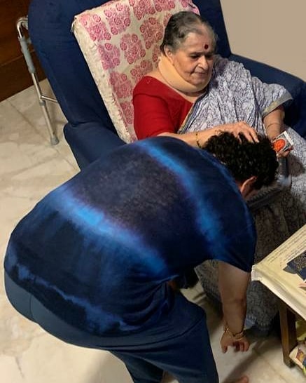 Sachin Tendulkar Mother