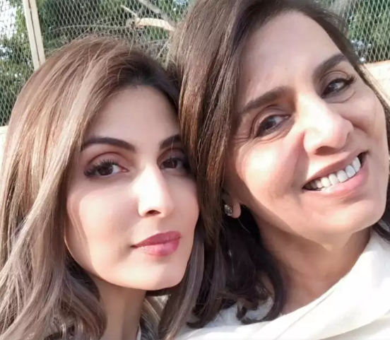 Riddhima Kapoor and Neetu Kapoor