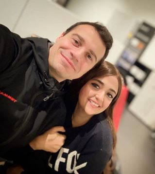 Monali Thakur Maik Richter