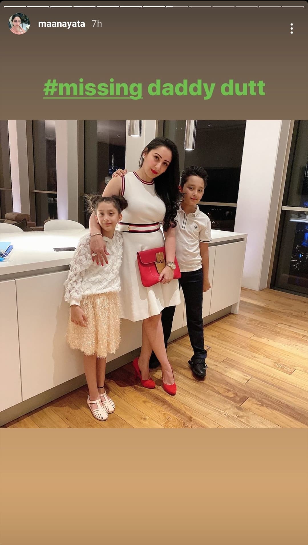 Maanayata Dutt, Shahraan Dutt and Iqra Dutt