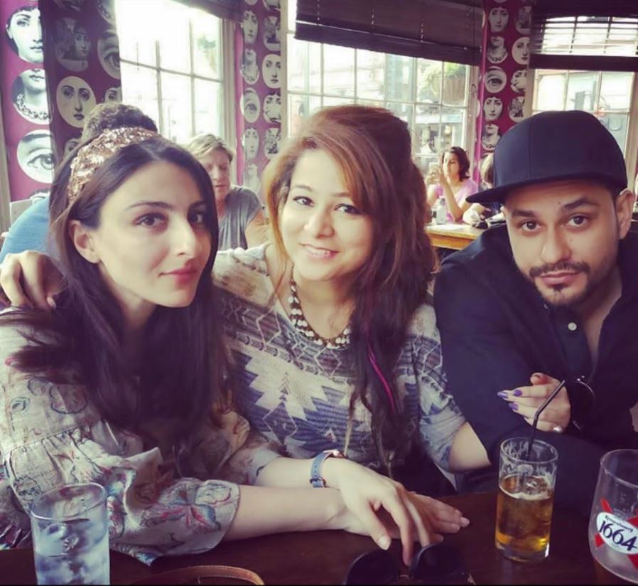 Soha Ali Khan, Kunal Kemmu and Karishma Kemmu