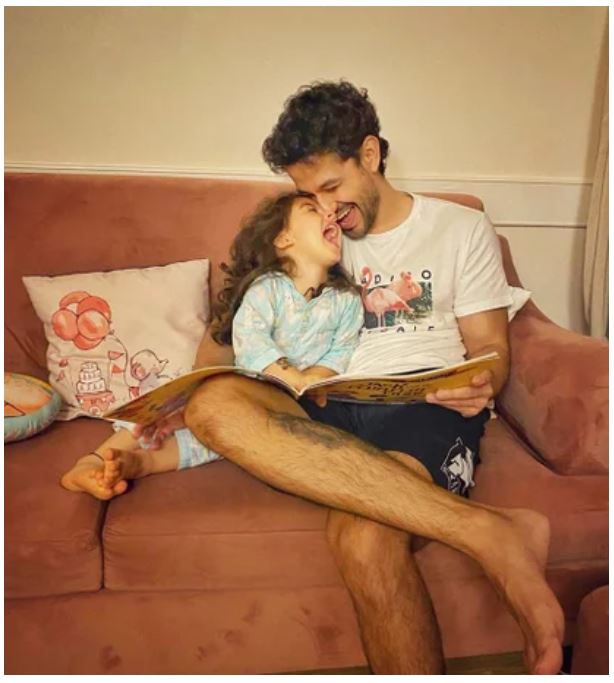 Kunal Kemmu and Inaaya Naumi Kemmu