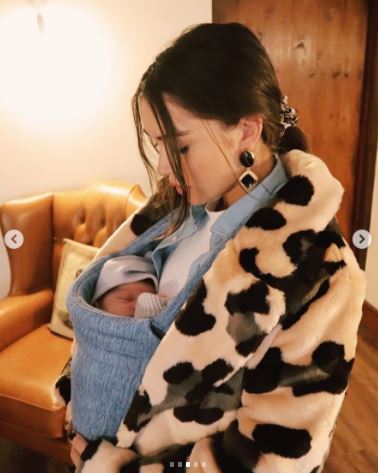 Amy Jackson WIth Son