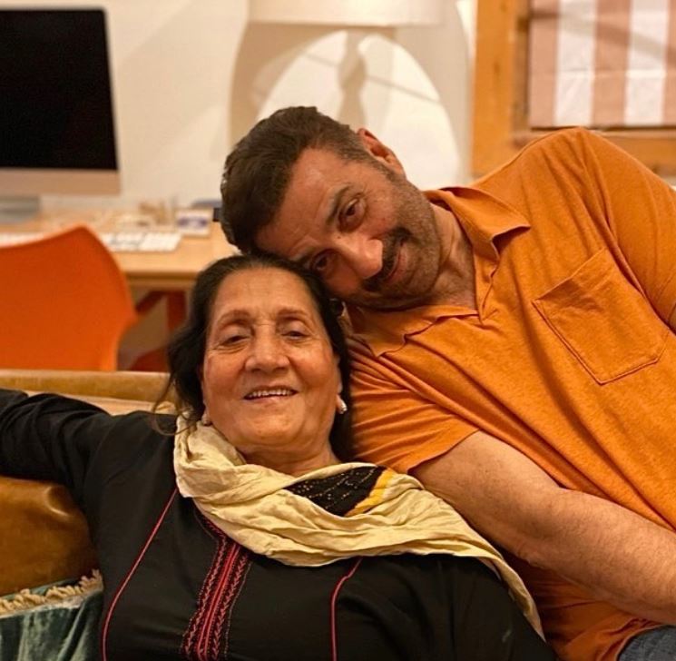 Sunny Deol and Prakash Kaur
