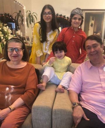 Kareena Kapoor Khan Family