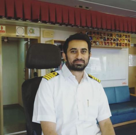 Anjum Farooki Husband