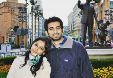 Anjum Farooki with husband