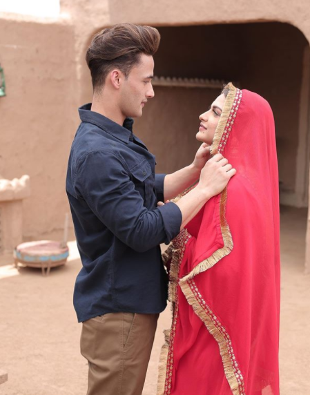 Asim Riaz and Himanshi Khurana