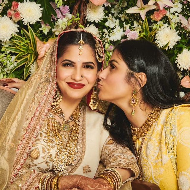 Shwetambari and her sister