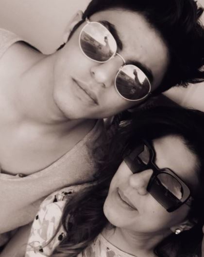 Shah rukh khan manager, Pooja dadlani with aryan khan