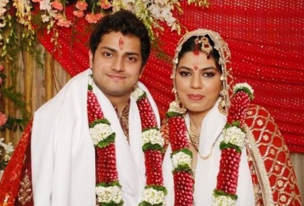 Shah rukh khan manager Pooja Dadlani husband