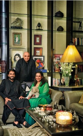 Tarun Tahiliani's family