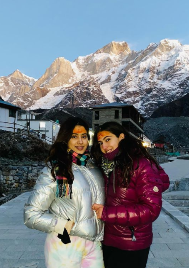 Sara ali khan janhvi kapoor kedarnath