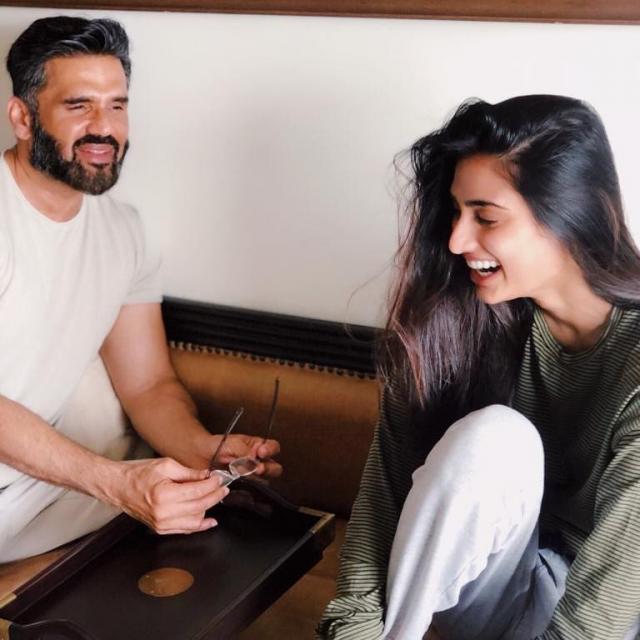 athiya shetty and Suniel Shetty
