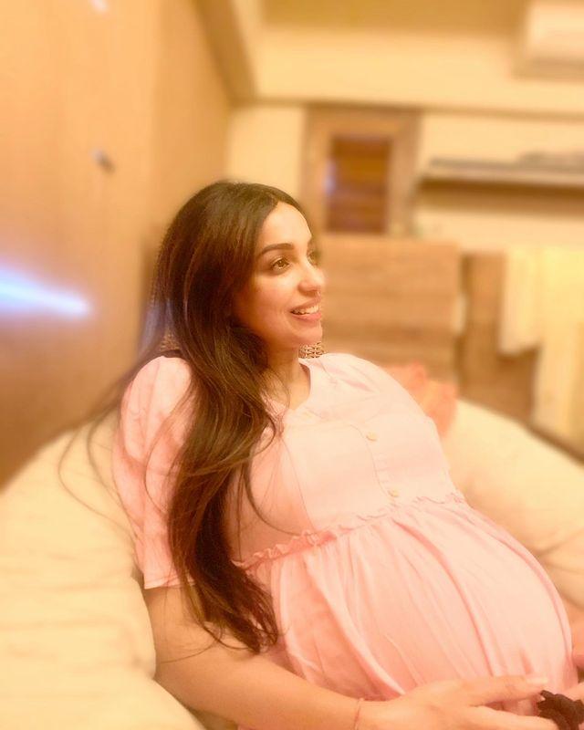 Kanika Dhillon and Himanshu Sharma