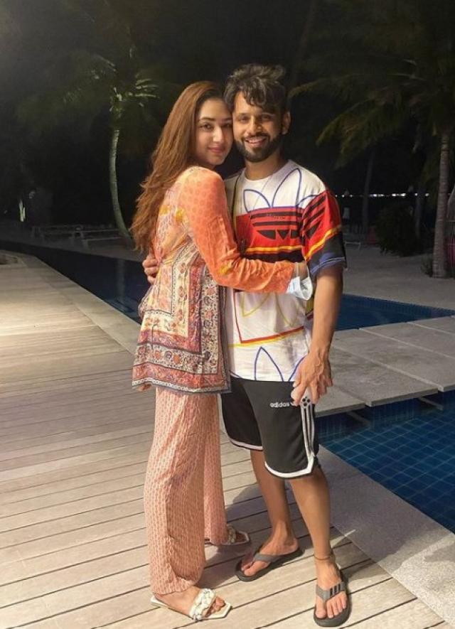 disha parmar and rahul vaidya