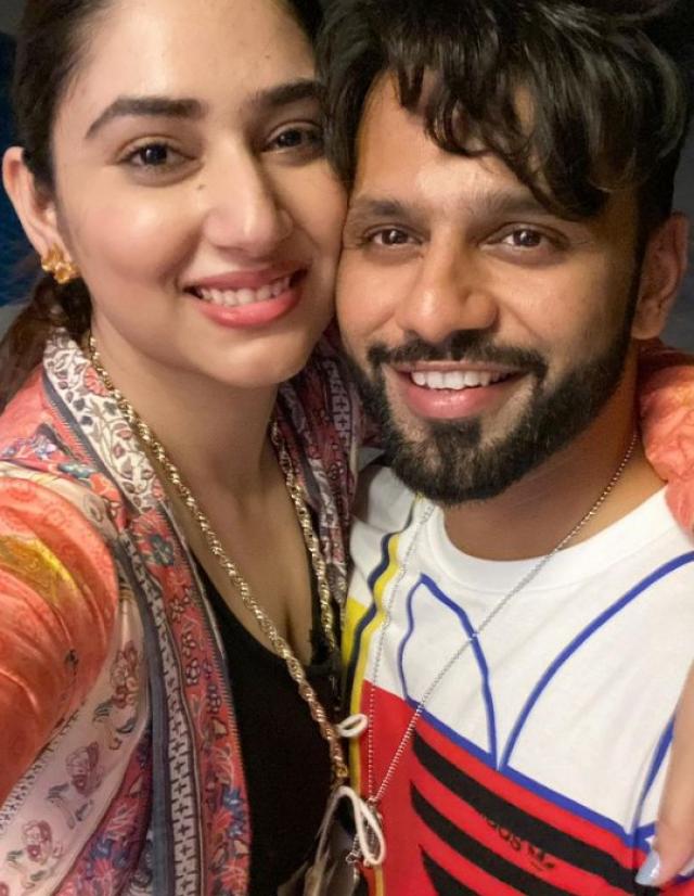 disha parmar and rahul vaidya