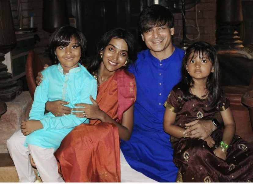 Vivek Oberoi family