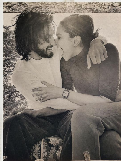 ranveer deepika PDAs pictures