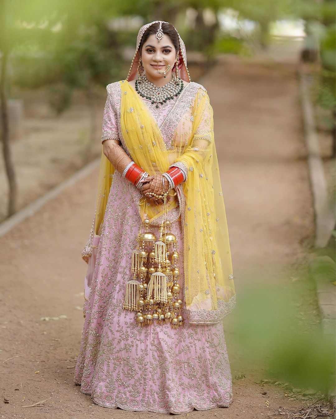 Latest 20 Dupatta Draping Styles For Brides
