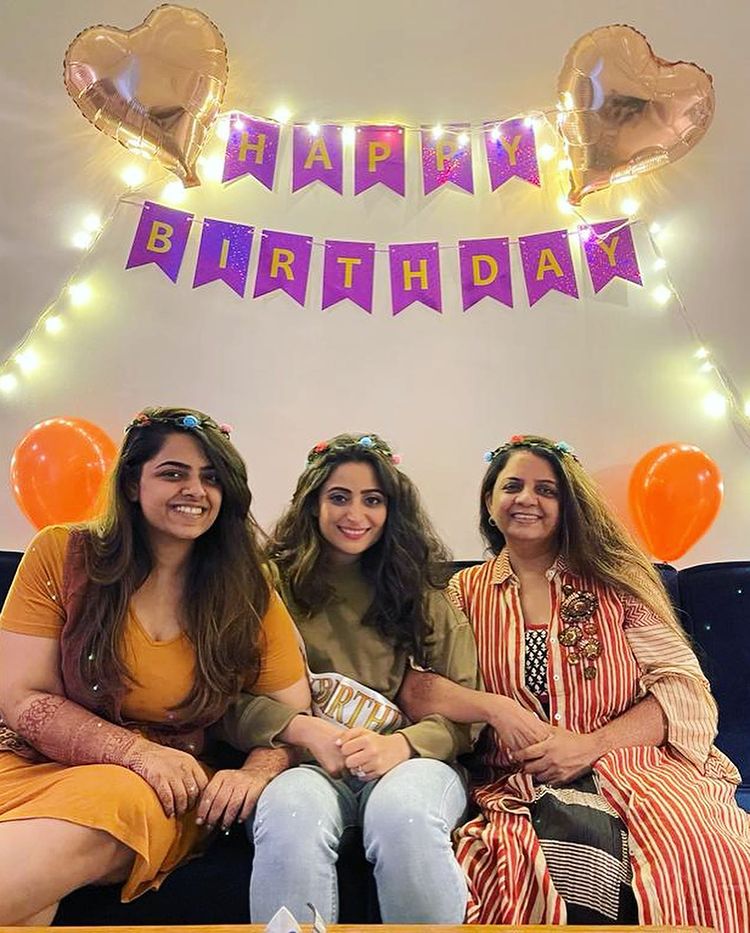 Aishwarya and her in laws