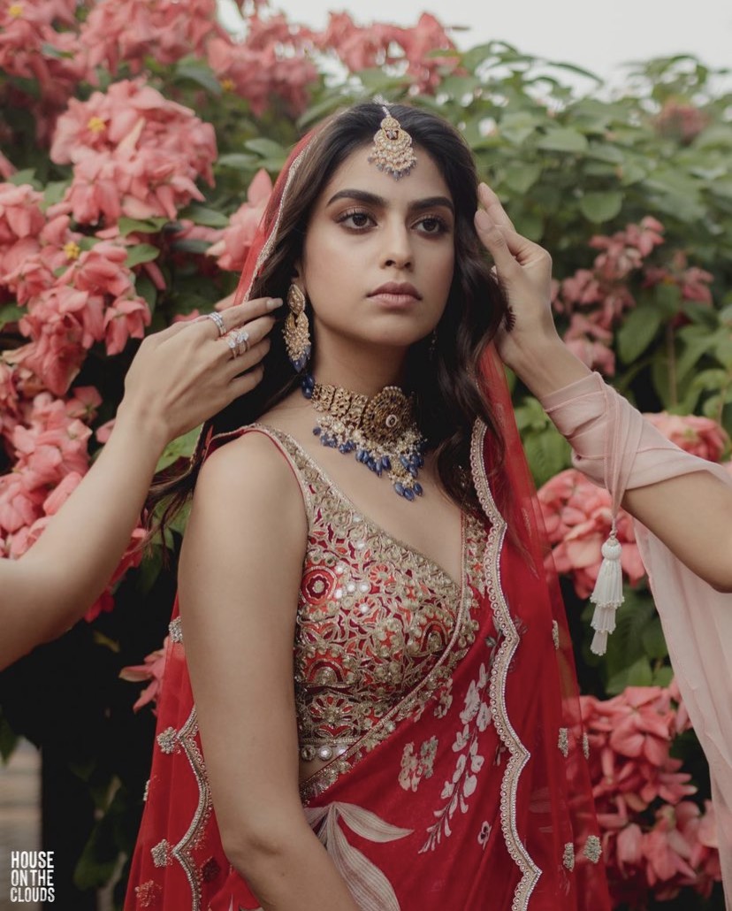 Alia Bhatt's BFF's Meghna Goyal Wedding Look