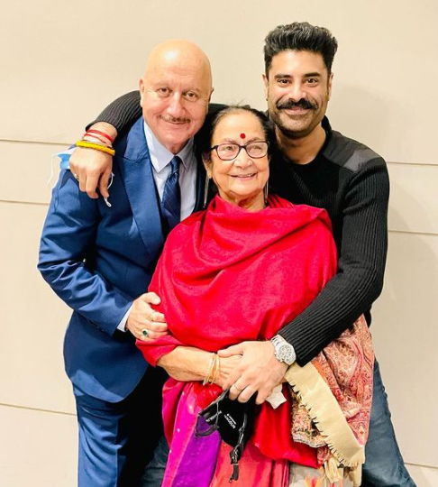 vrinda kher nipun gandhi wedding pictures anupam kher