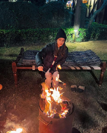 Navya Naveli Nanda chai charpai marshmallow pictures