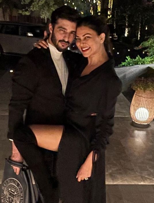 Sushmita Sen and Rohman Shawl