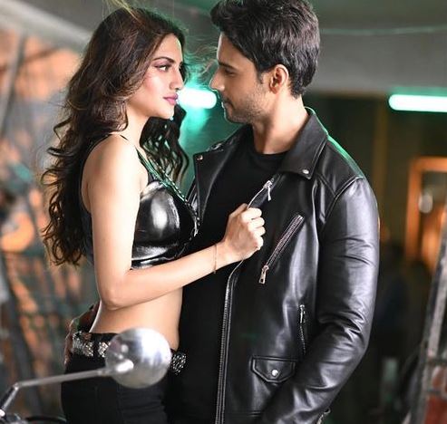 Nusrat Jahan Divorce Husband Nikhil Jain Affair Dating Yash Dasgupta