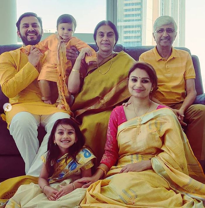 Dimpy Ganguly with her family