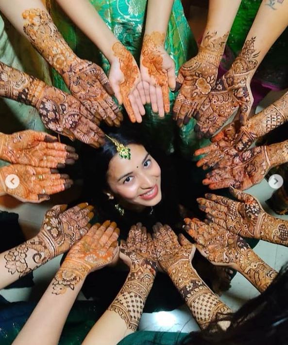 Anjali Barot mehendi