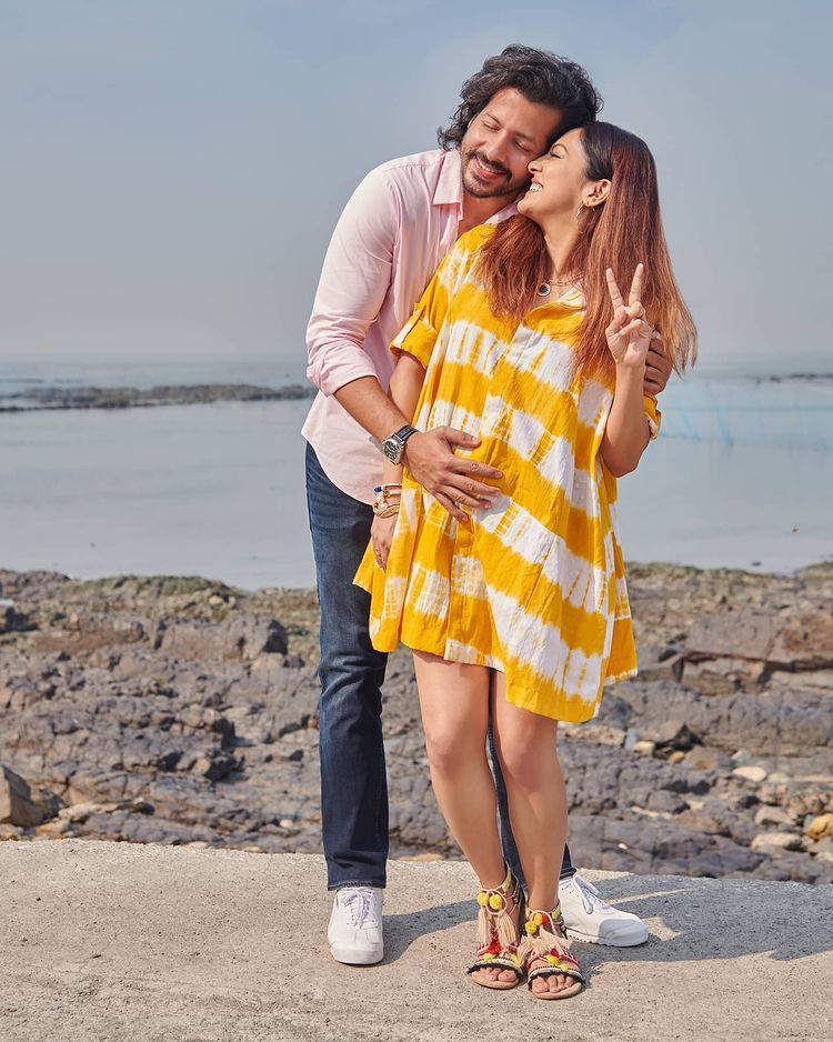 Neeti Mohan and Nihaar Pandya