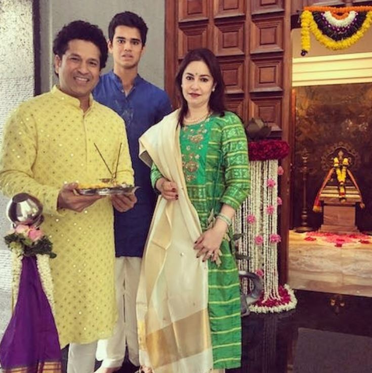 Sachin Tendulkar, Anjali Tendulkar and Arjun Tendulkar