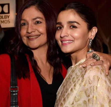 Mahesh Bhatt Pooja Bhatt Unseen Priceless Moments Step Sisters Alia Shaheen Bhatt