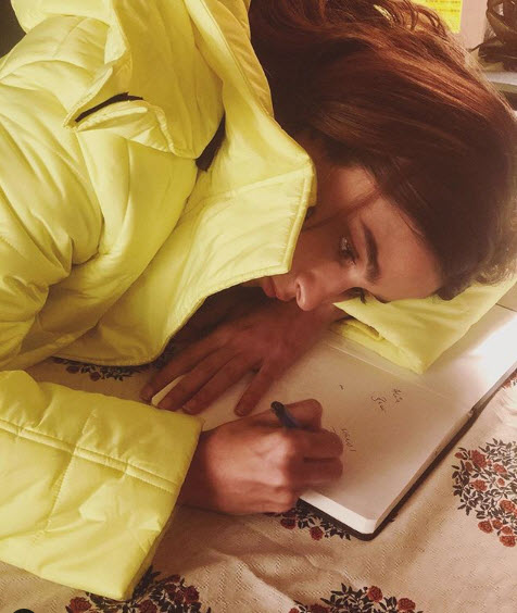 Mahesh Bhatt Pooja Bhatt Unseen Priceless Moments Step Sisters Alia Shaheen Bhatt