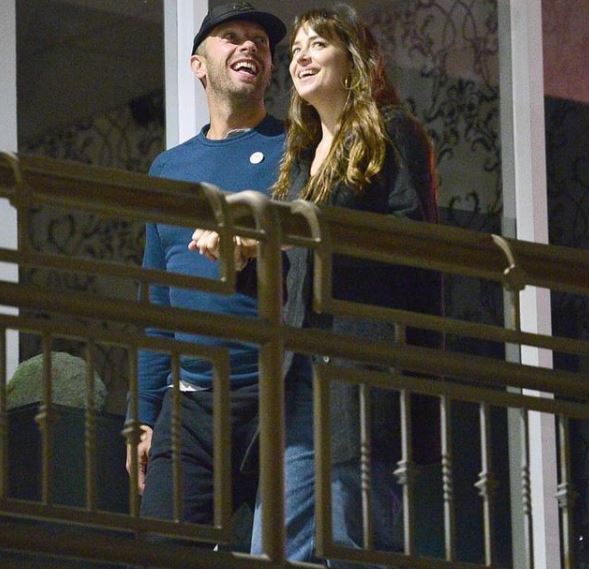 Coldplay Singer Chris Martin Birthday Relationship Dakota Johnson Gwyneth Wife