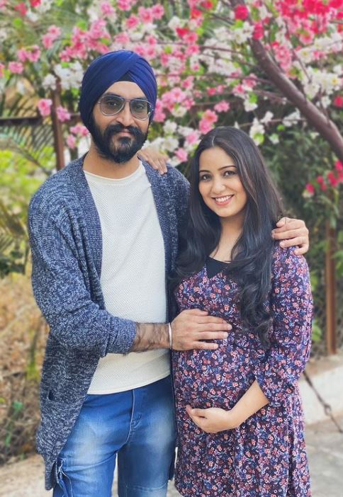 Harshdeep Kaur and Mankeet Singh