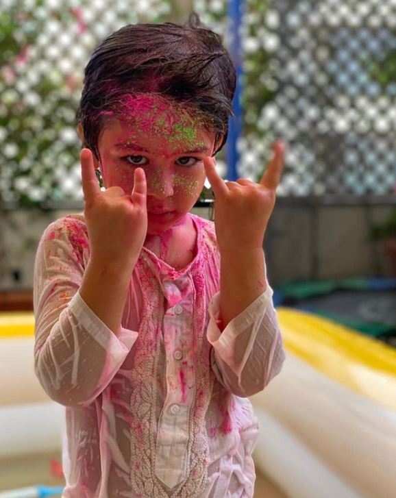 Taimur Ali Khan Holi celebrations