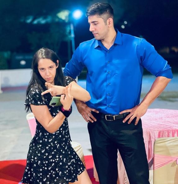 Varun Sood sister Vedika Sood