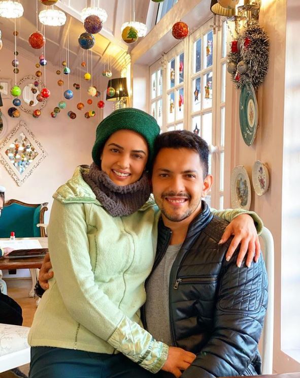 Aditya Narayan and Shweta Agarwal