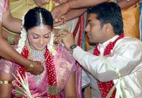 From Kashi Yatra To Pada Puja: Sacred Rituals Of A Tamil Wedding Which Make  It A Visual Treat
