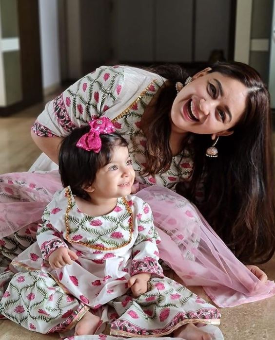 Mahhi Vij daughter