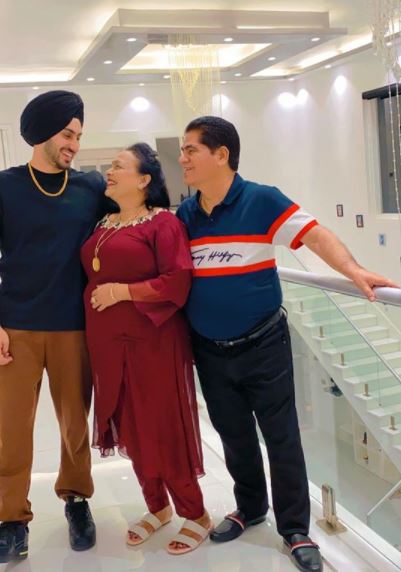 Rohanpreet Singh with his in-laws