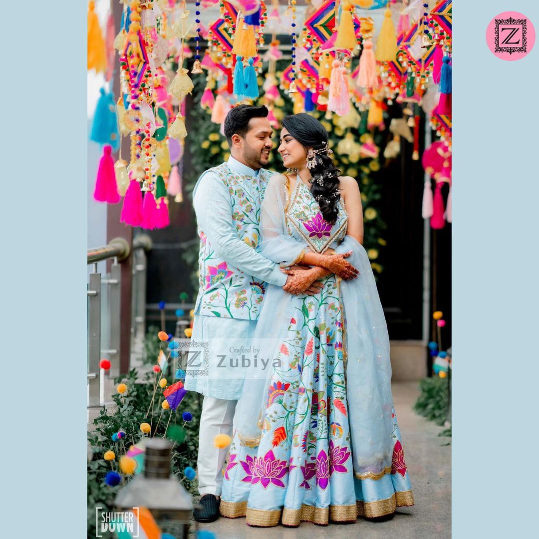 Bride hand-painted her pre-wedding ensemble